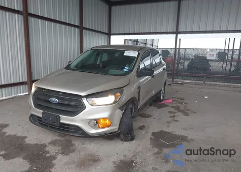 2018 Ford Escape S z USA, uszkodzony, nr VIN 1FMCU0F78JUB41751